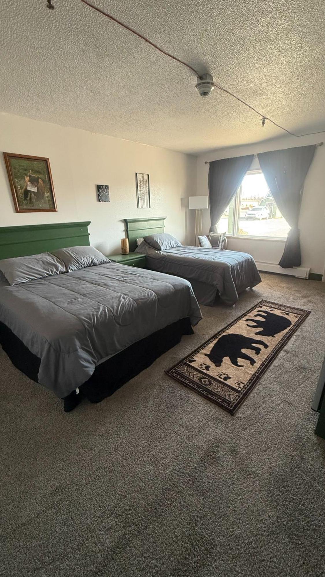 The Kenai Inn Екстериор снимка