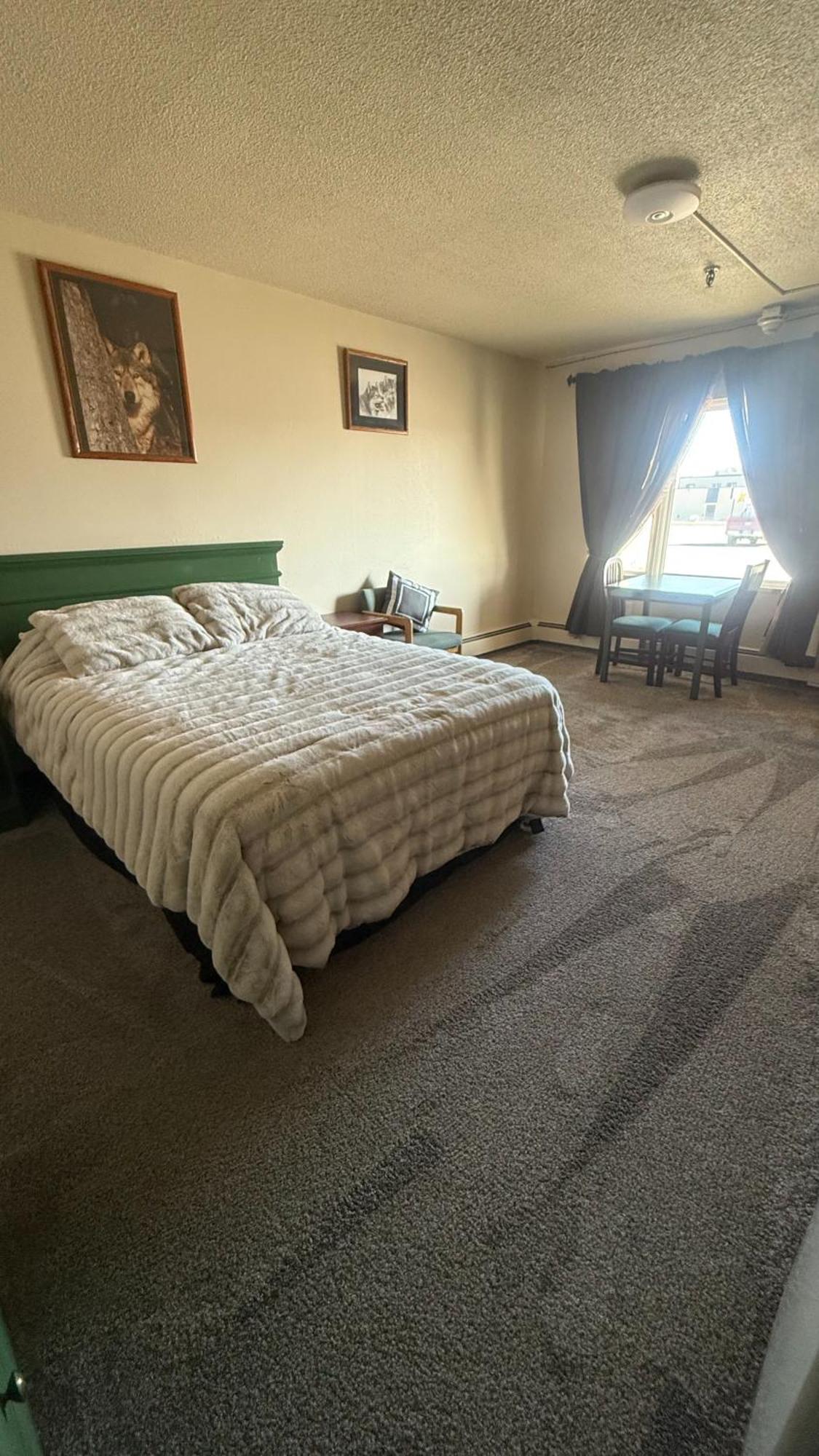 The Kenai Inn Екстериор снимка