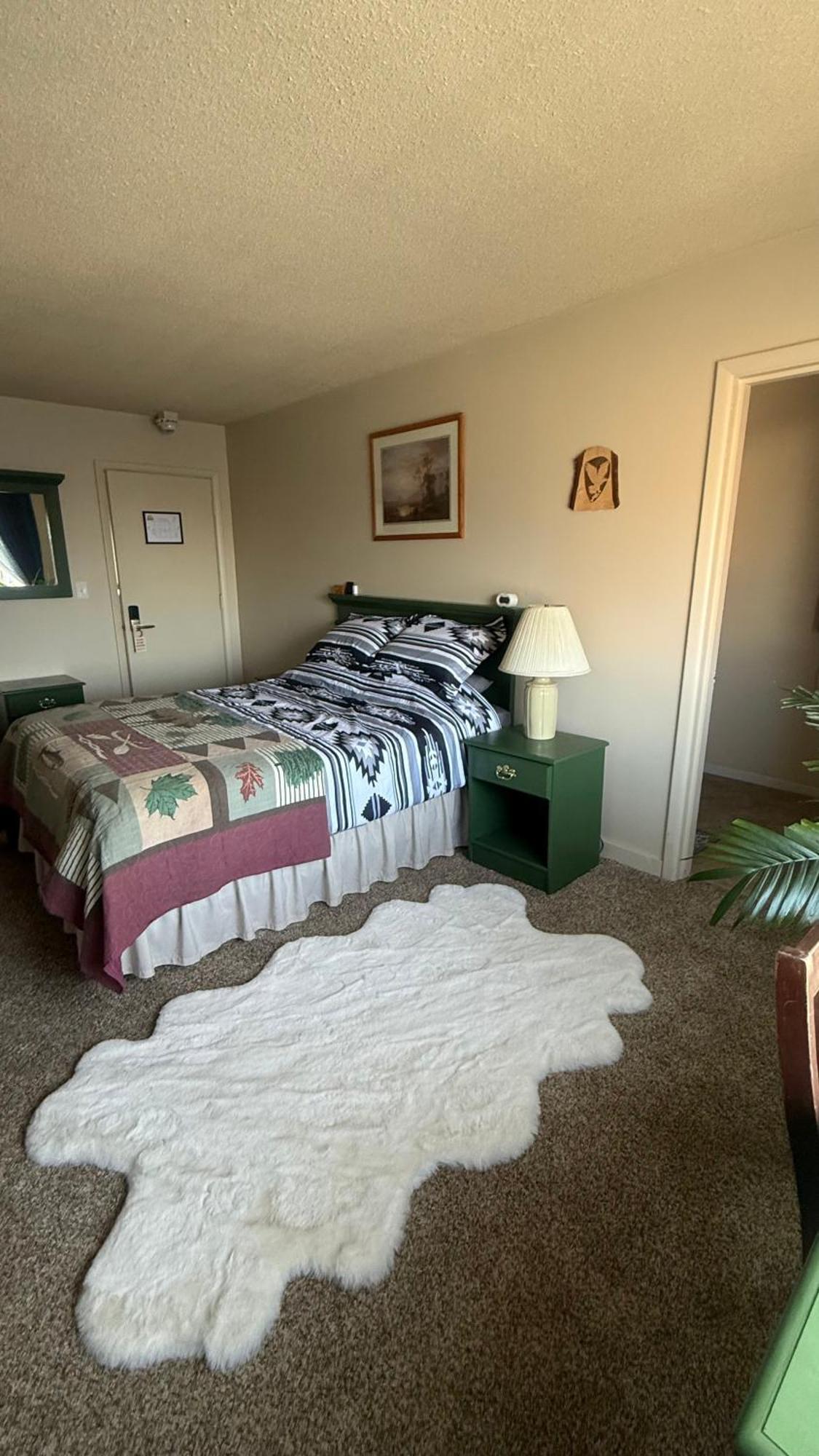 The Kenai Inn Екстериор снимка